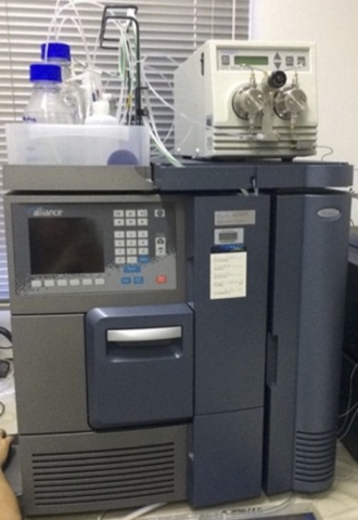 High Performance Liquid Chromatography (HPLC) High Performance Liquid Chromatography (HPLC)