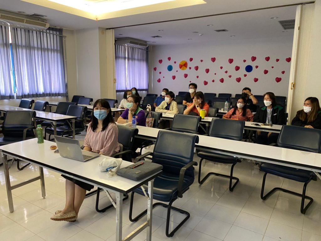 LINE_ALBUM_230518_0