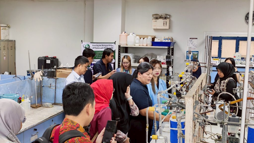 LINE_ALBUM_BRIN-Lab-Visiting-on-31-July-2026_250801_4-1024x576