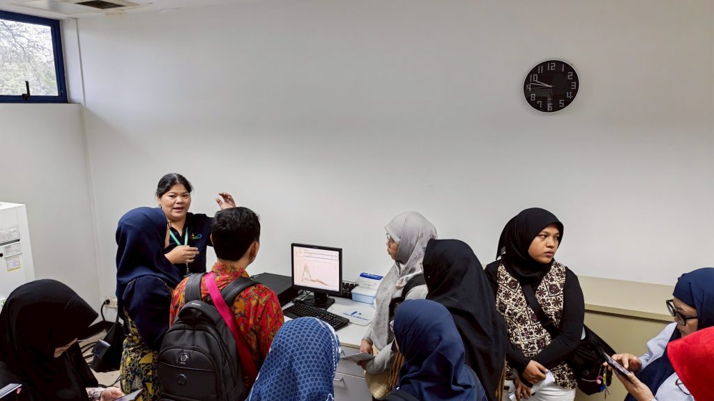 LINE_ALBUM_BRIN-Lab-Visiting-on-31-July-2026_250801_5-1024x576