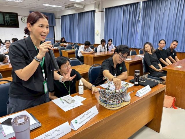 LINE_ALBUM_รูปกิจกรรมงานประกวดสิ่งประดิษฐ์วันที_260618_164