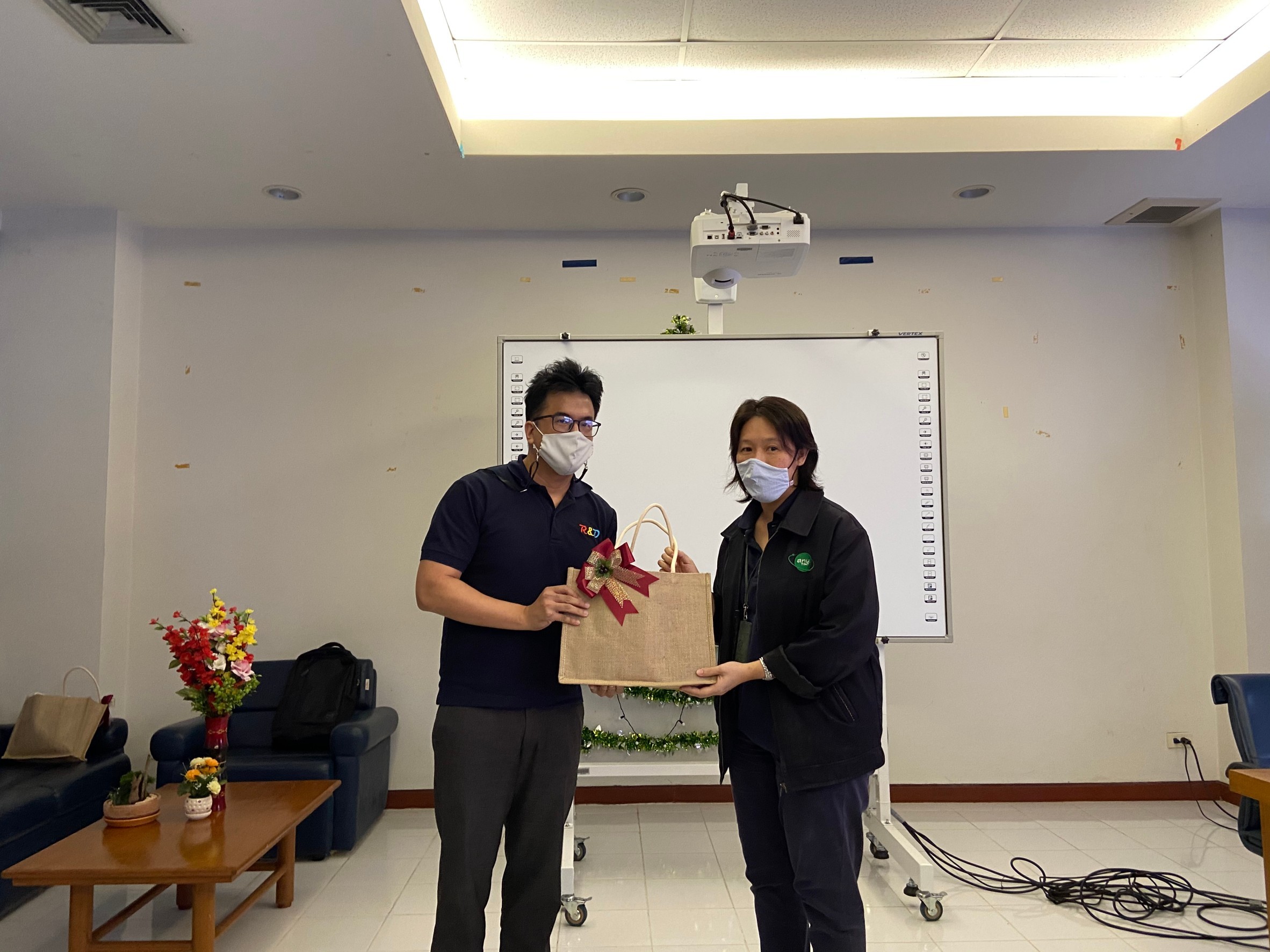 Rd shares + NY 23122020_210104_16