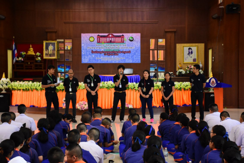 35077799_10156710503474734_4296836938213621760_o