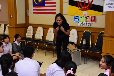 36720019_10156770862689734_110136881458446336_o