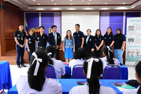 38198728_10156842674569734_7955049416748957696_o