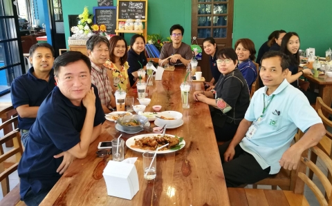 เลี้ยงเกษียณพี่ป้อม 200620 0026